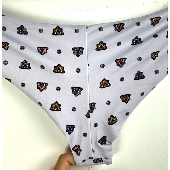 NWT RVCA Women's Foulard Cheeky Lavender Pattern Print Bikini Bottom Small - Picture 6 of 12